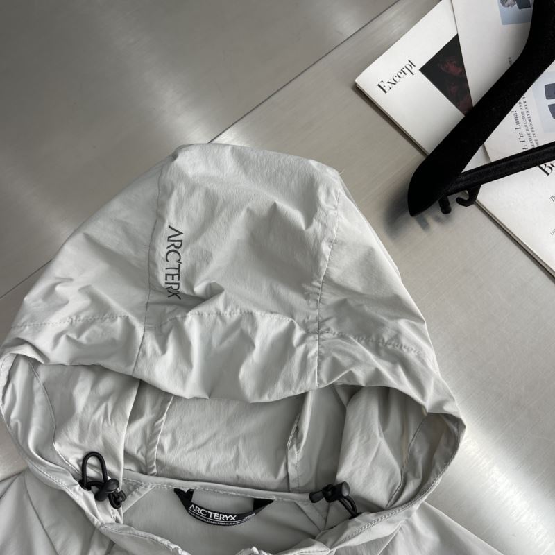 Arcteryx Sunscreen Jacket